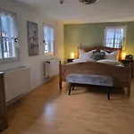 Huthaus Zum Molchner Stollen 3*